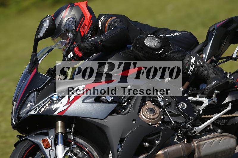 /Archiv-2024/29 12.06.2024 MOTO.CH Track Day ADR/Gruppe gelb/37